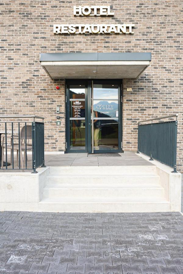 City Hotel Glarnerland Nafels Exterior photo